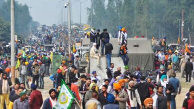 Photo of Kisan Andolan: शंभू बॉर्डर पर किसानों की पुलिस से झड़प, दागे जा रहे हैं आंसू गैस के गोले