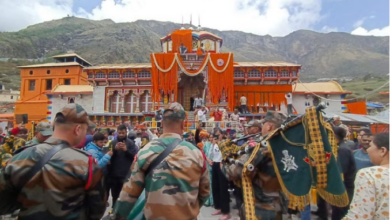 Photo of बद्रीनाथ धाम: वीआईपी व्यवस्था पर हंगामा…पढ़ें पूरी ख़बर