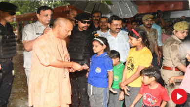 Photo of गोरखपुर: गोसेवा और बालप्रेम में रमे रहे सीएम योगी